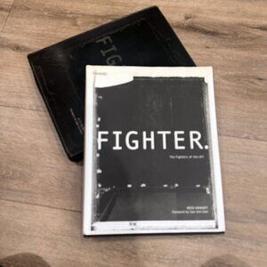 Fighter: The Fighters of the UFC - Limited edition Leather Pouch